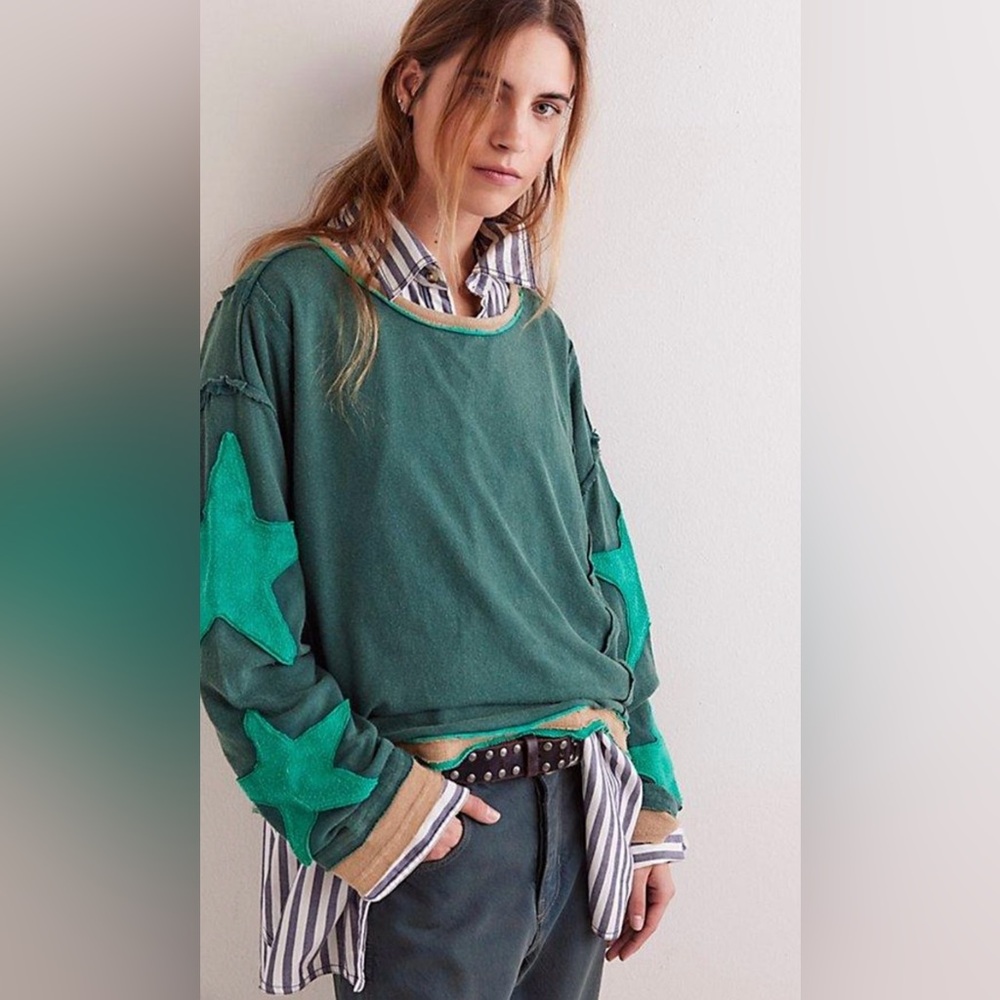 New Free People You're A Star Long-Sleeved Tee Shirt Green Stars Combo Size XS